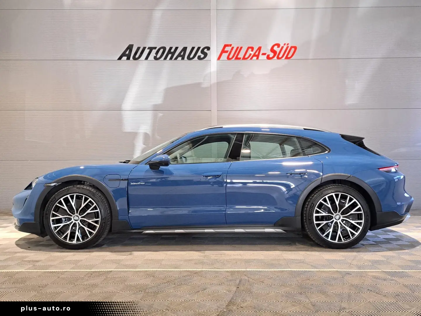 PORSCHE Taycan Cross Turismo 4 HUD Burmester Pano PDLS