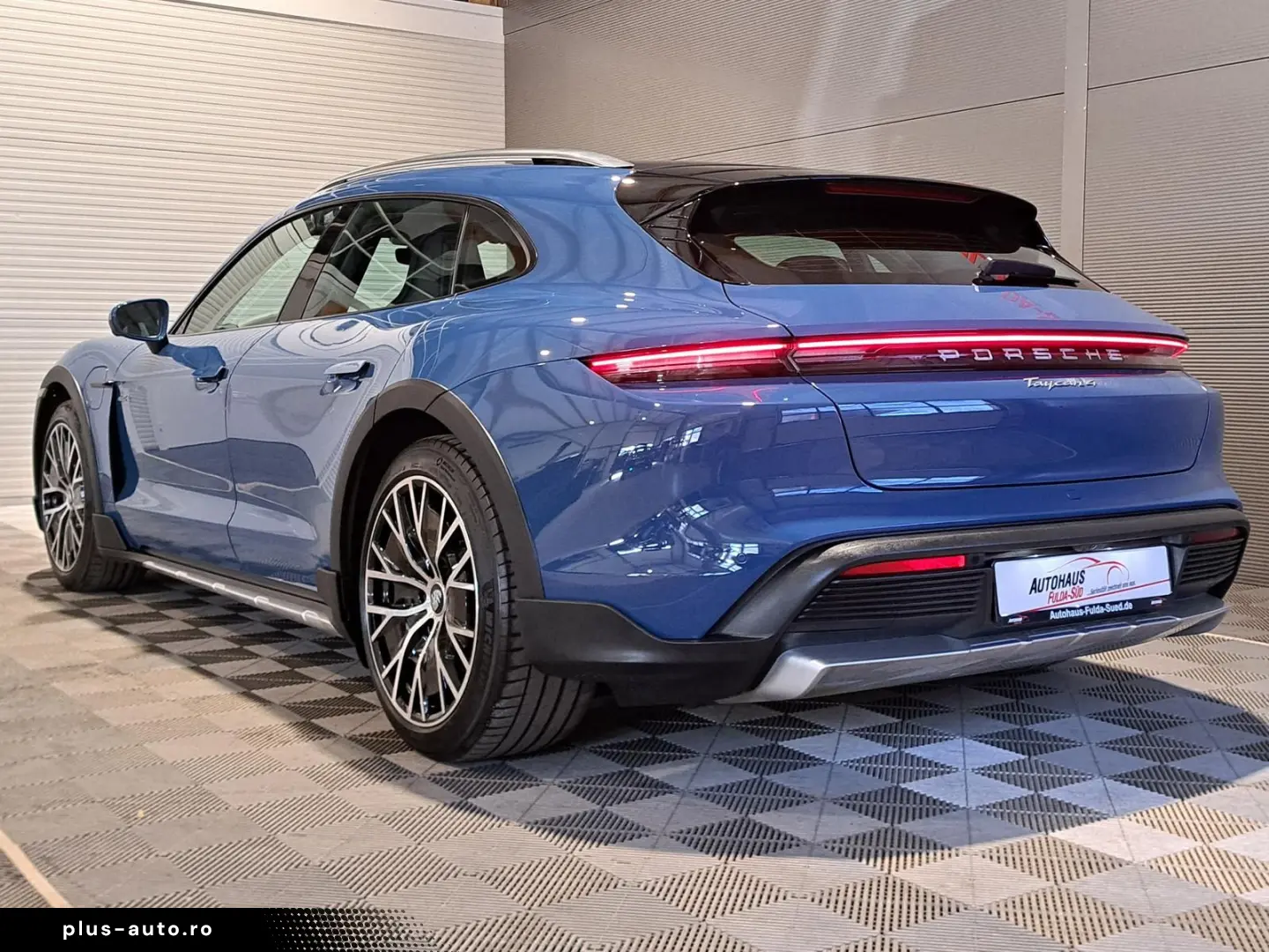 PORSCHE Taycan Cross Turismo 4 HUD Burmester Pano PDLS