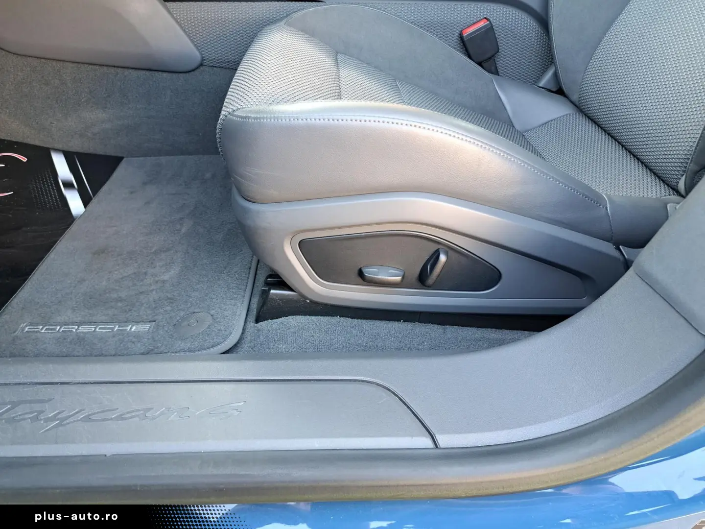 PORSCHE Taycan Cross Turismo 4 HUD Burmester Pano PDLS