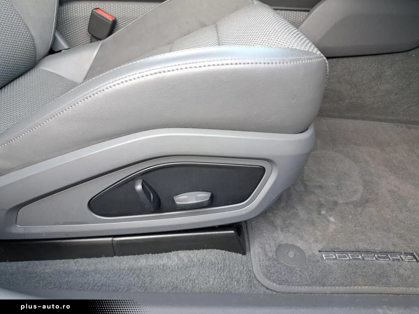 PORSCHE Taycan Cross Turismo 4 HUD Burmester Pano PDLS