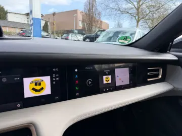 PORSCHE Taycan 4 SPano Keyless BFDisplay 21