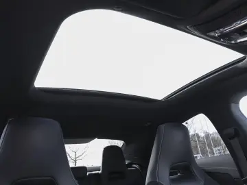 MERCEDES-BENZ CLA 250 e AMG Night Multibeam Distroni&hellip;