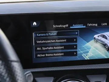 MERCEDES-BENZ CLA 250 e AMG Night Multibeam Distroni&hellip;