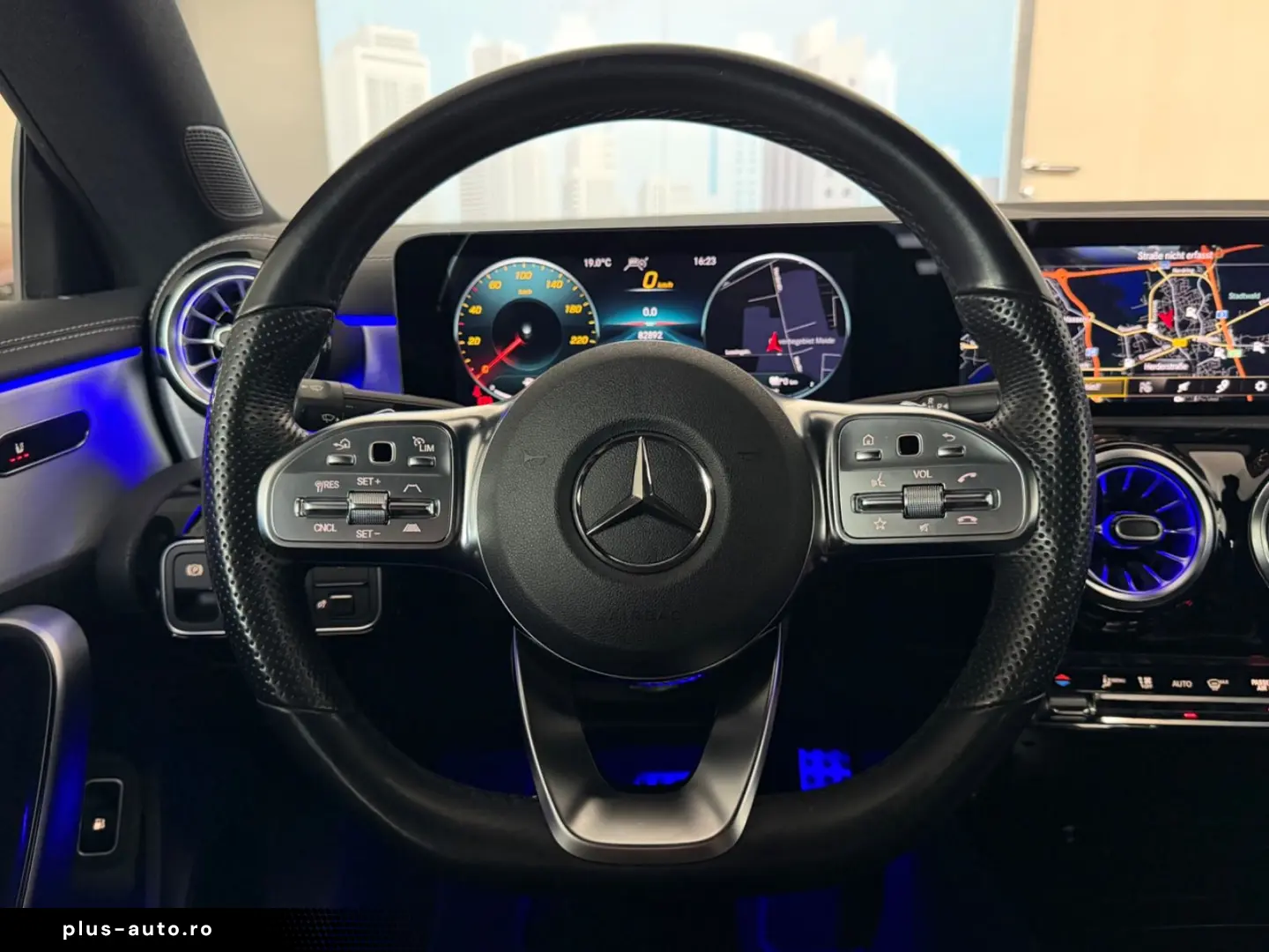 MERCEDES-BENZ CLA 250e ACC AMG PANO KAM HEAD UP NIGH&hellip;