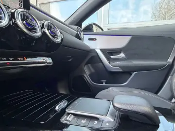 MERCEDES-BENZ CLA 250e ACC AMG PANO KAM HEAD UP NIGH&hellip;