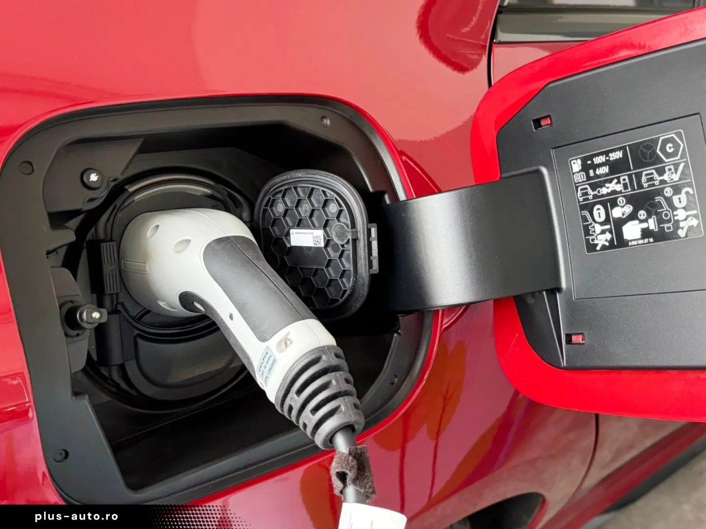 MERCEDES-BENZ CLA 250e ACC AMG PANO KAM HEAD UP NIGH&hellip;