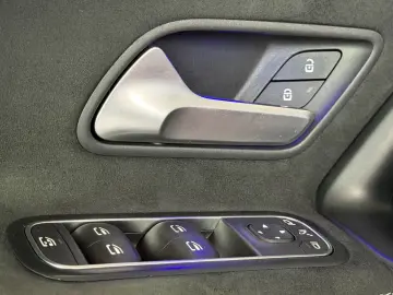 MERCEDES-BENZ CLA 250e ACC AMG PANO KAM HEAD UP NIGH&hellip;