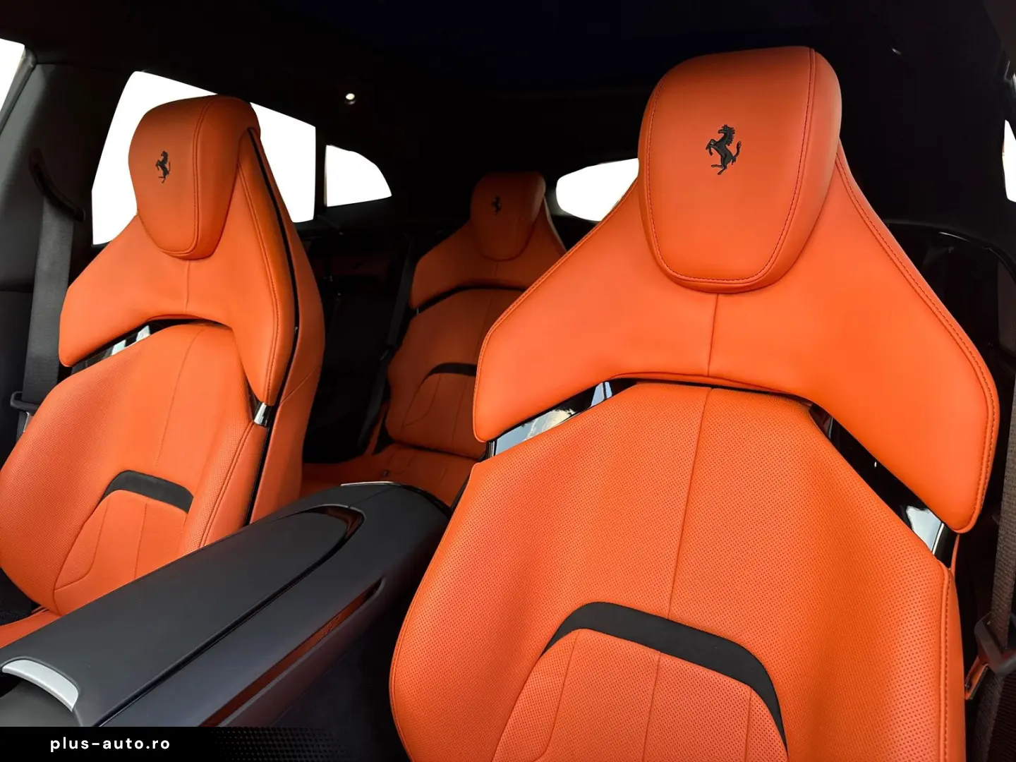 FERRARI Purosangue  HiFi PDC Klima Leder