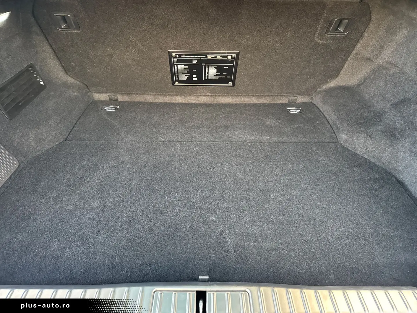 FERRARI Purosangue  HiFi PDC Klima Leder