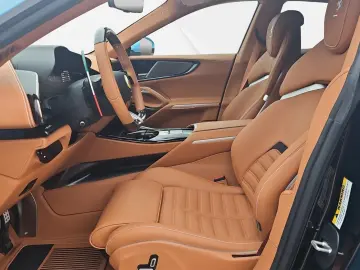 FERRARI Purosangue PANOROOF VENT SEATS LIFT JBL