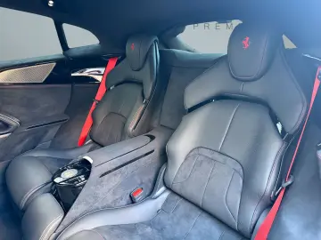 FERRARI Purosangue Carbon Rosso 70th Anniversary LIFT