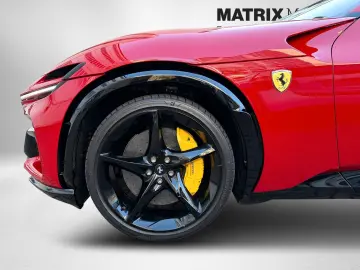 FERRARI Purosangue Carbon Rosso 70th Anniversary LIFT