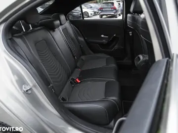 Mercedes-Benz A 200 Sedan 7G-DCT Style