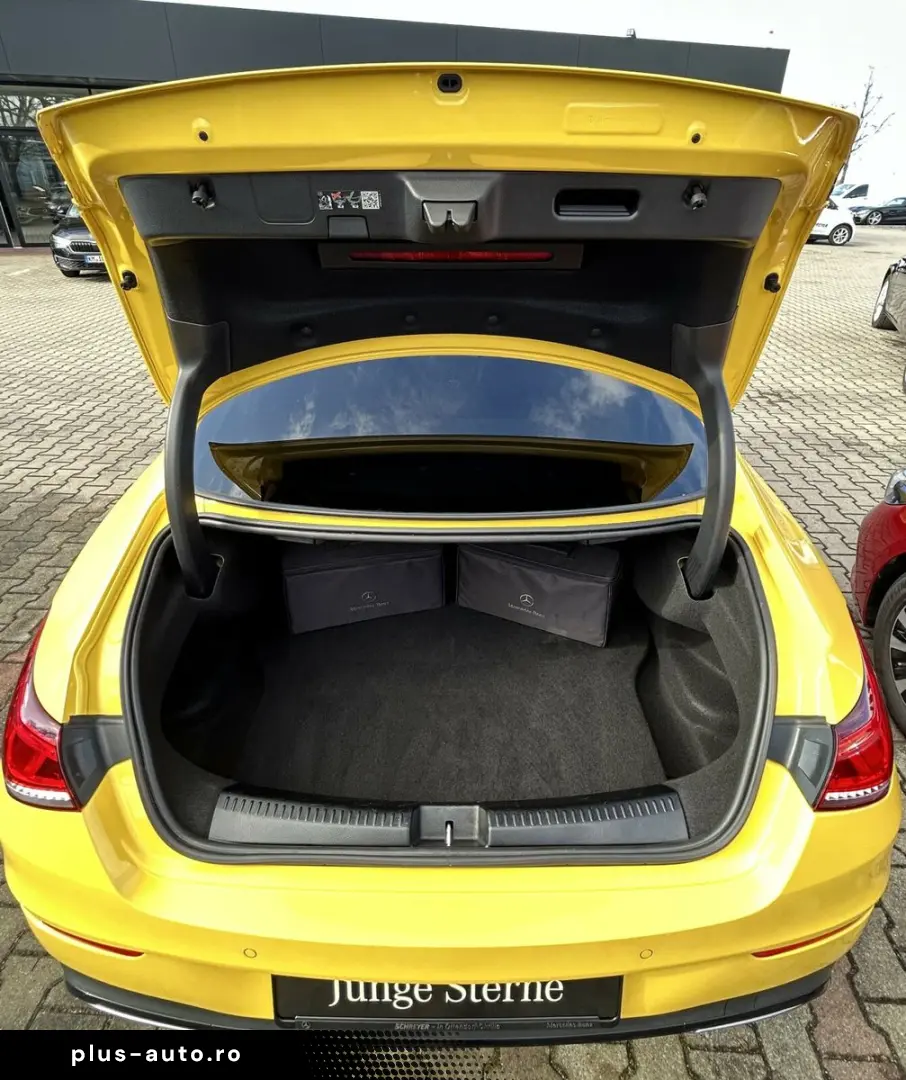 MERCEDES-BENZ CLA 250 e Coupé  AMG Night Multibeam Distronic