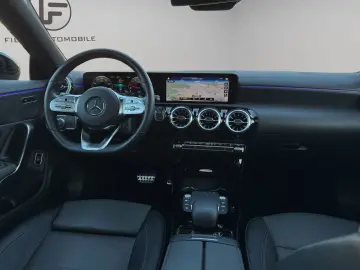 MERCEDES-BENZ CLA 250e AMG-Line Pano MBEAM Night Dis&hellip;