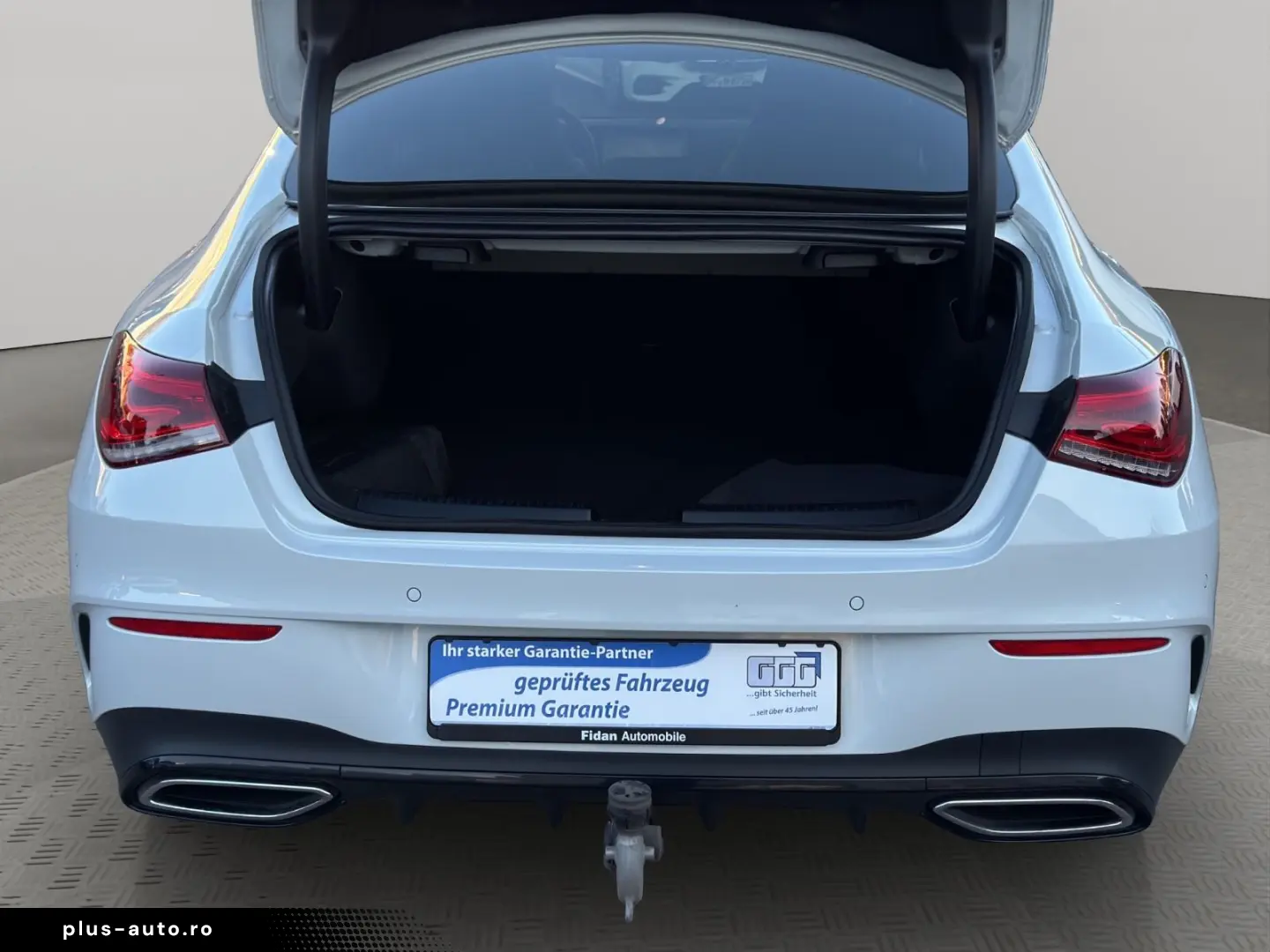 MERCEDES-BENZ CLA 250e AMG-Line Pano MBEAM Night Dis&hellip;