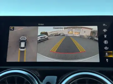 MERCEDES-BENZ CLA 250e AMG-Line Pano MBEAM Night Dis&hellip;