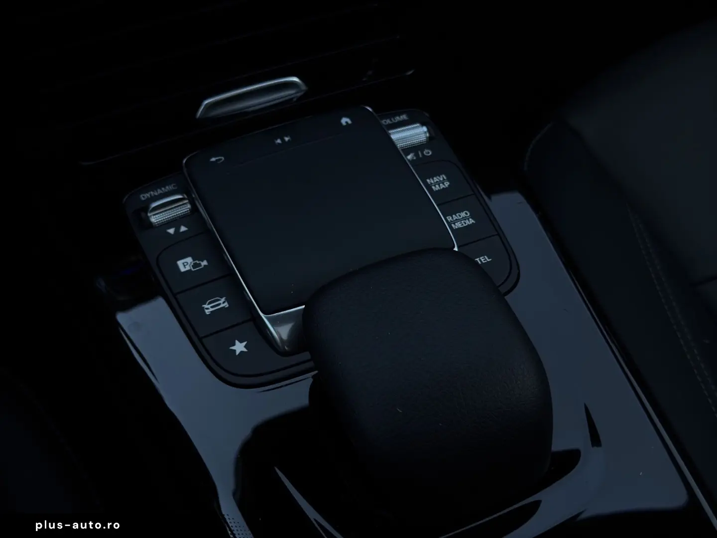 MERCEDES-BENZ CLA 250e AMG-Line Pano MBEAM Night Dis&hellip;