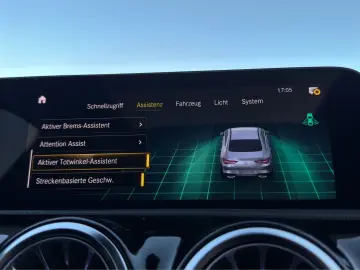 MERCEDES-BENZ CLA 250e AMG-Line Pano MBEAM Night Dis&hellip;