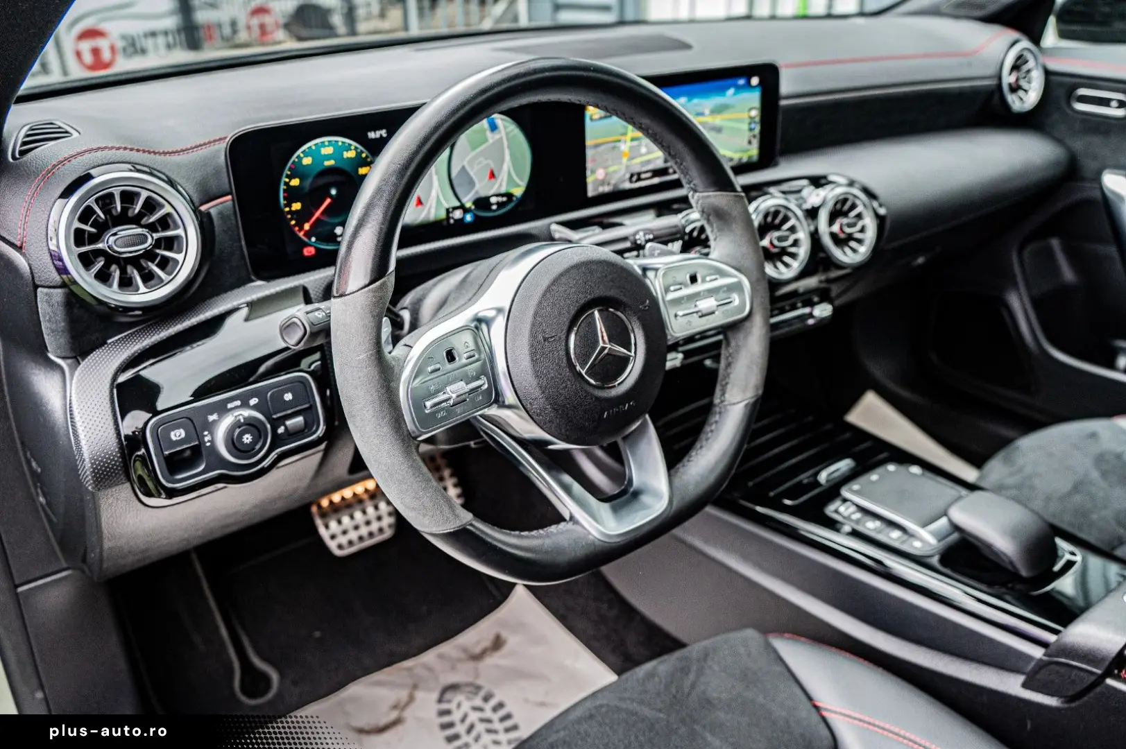 MERCEDES-BENZ CLA 250e 8G-DCT AMG LINE AMBIENTE PANO NIGHT