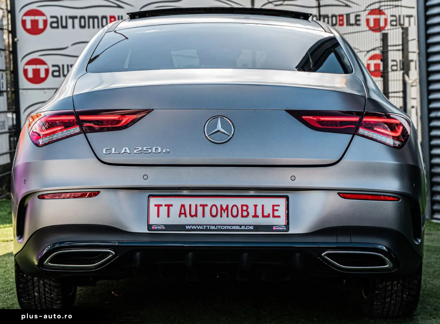 MERCEDES-BENZ CLA 250e 8G-DCT AMG LINE AMBIENTE PANO NIGHT