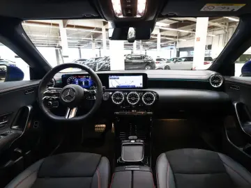 MERCEDES-BENZ CLA 250 e Coupé AMG Sport Advanced  Di&hellip;