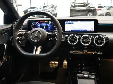 MERCEDES-BENZ CLA 250 e Coupé AMG Sport Advanced  Di&hellip;