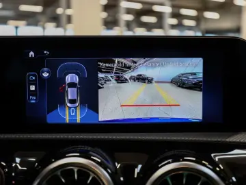 MERCEDES-BENZ CLA 250 e Coupé AMG Sport Advanced  Di&hellip;