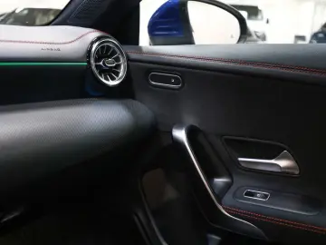 MERCEDES-BENZ CLA 250 e Coupé AMG Sport Advanced  Di&hellip;