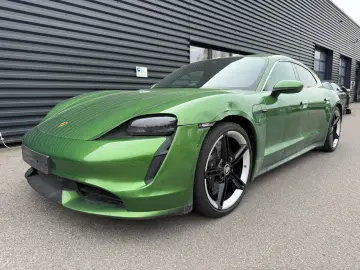 PORSCHE Taycan Turbo Sport Turismo PCCB PDCC Alu 21  SCP