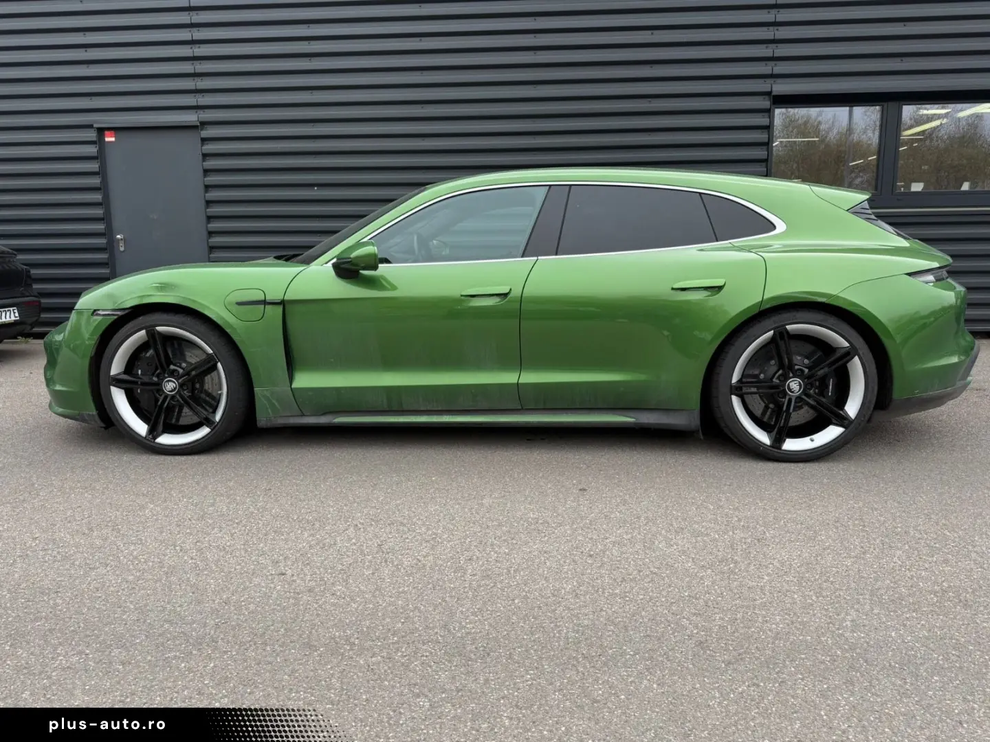 PORSCHE Taycan Turbo Sport Turismo PCCB PDCC Alu 21  SCP