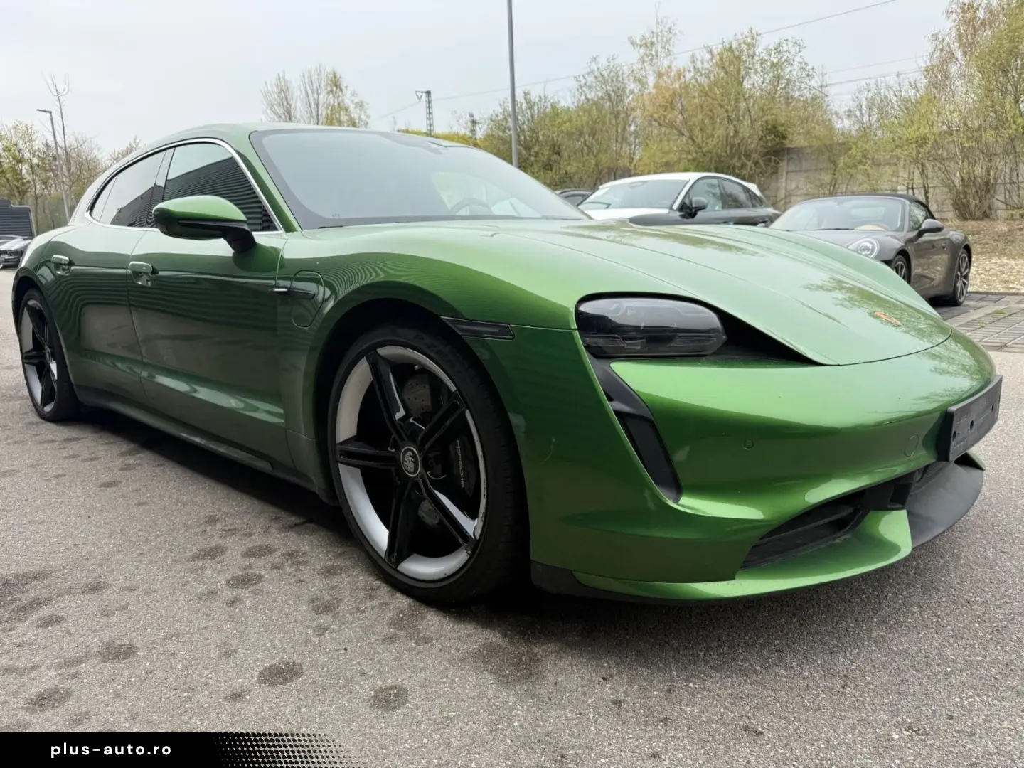 PORSCHE Taycan Turbo Sport Turismo PCCB PDCC Alu 21  SCP