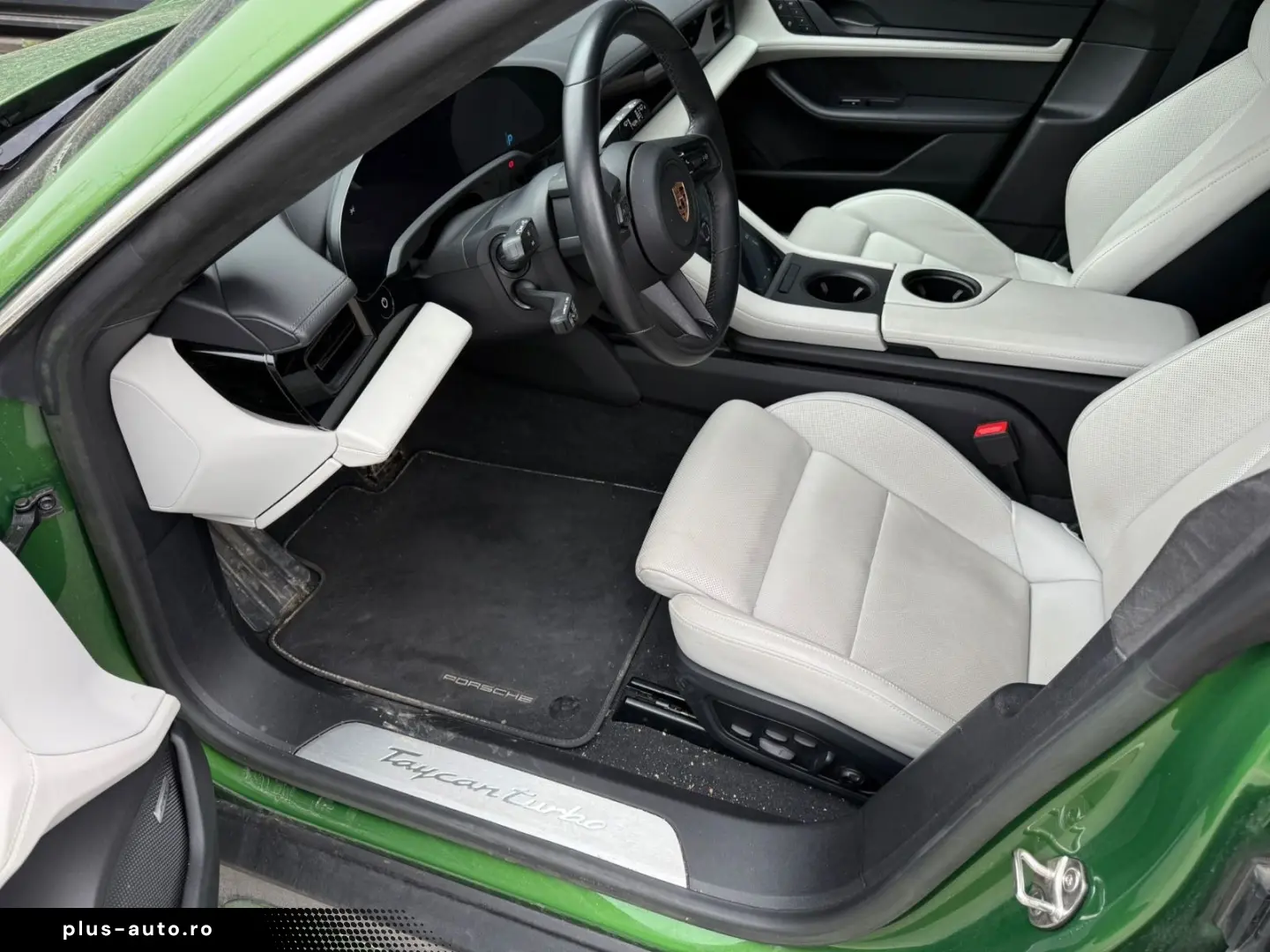 PORSCHE Taycan Turbo Sport Turismo PCCB PDCC Alu 21  SCP