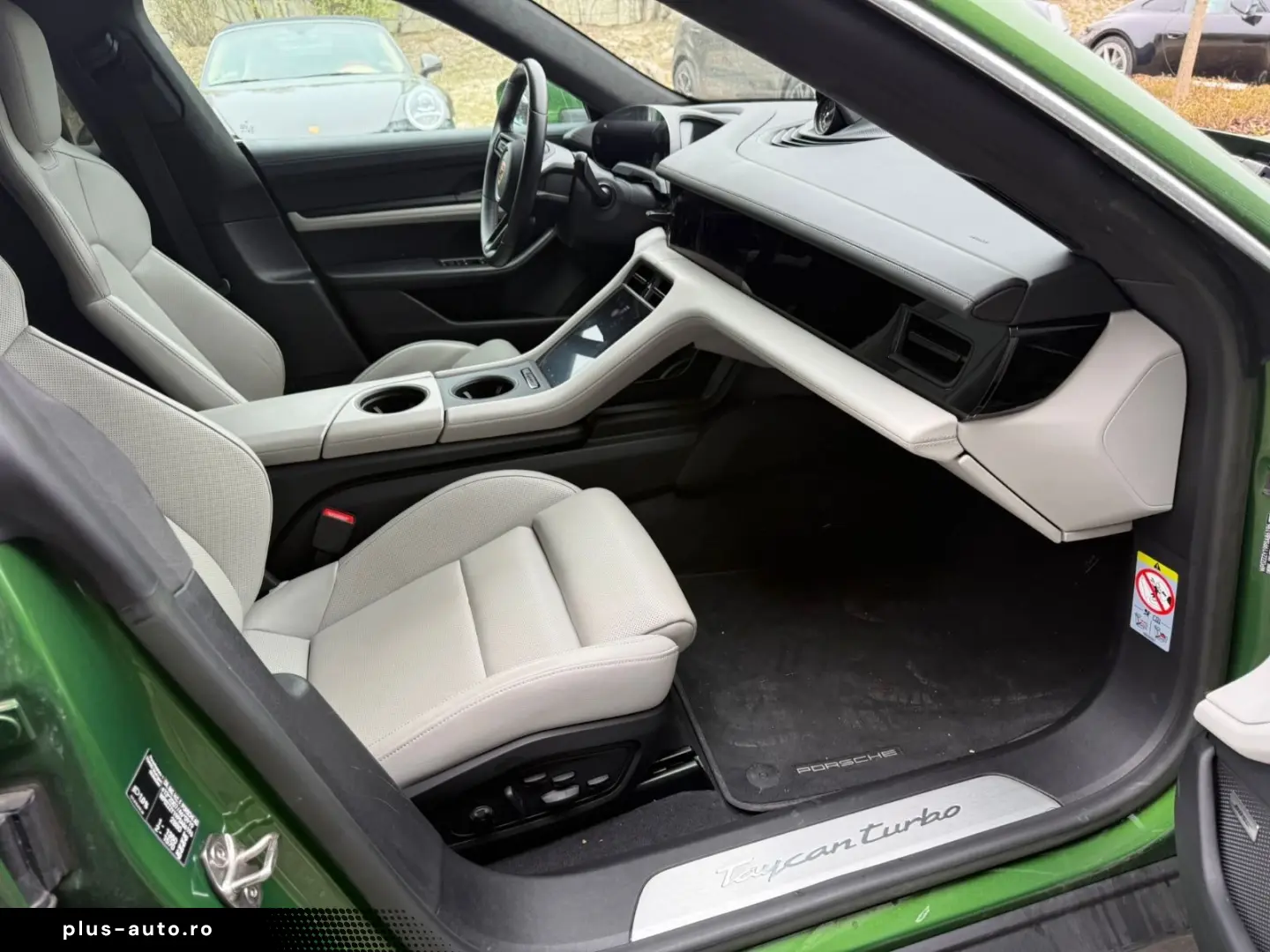 PORSCHE Taycan Turbo Sport Turismo PCCB PDCC Alu 21  SCP