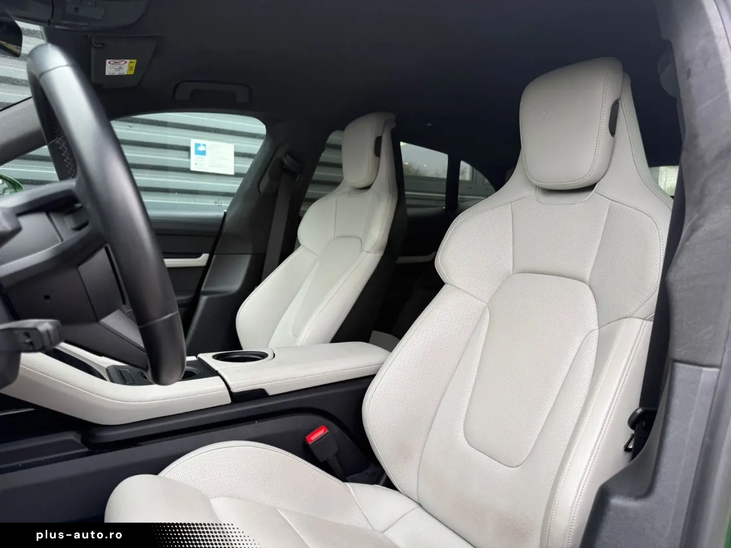 PORSCHE Taycan Turbo Sport Turismo PCCB PDCC Alu 21  SCP