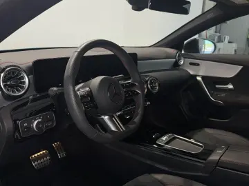 MERCEDES-BENZ CLA 250 e AMG Night Multibeam Panorama&hellip;