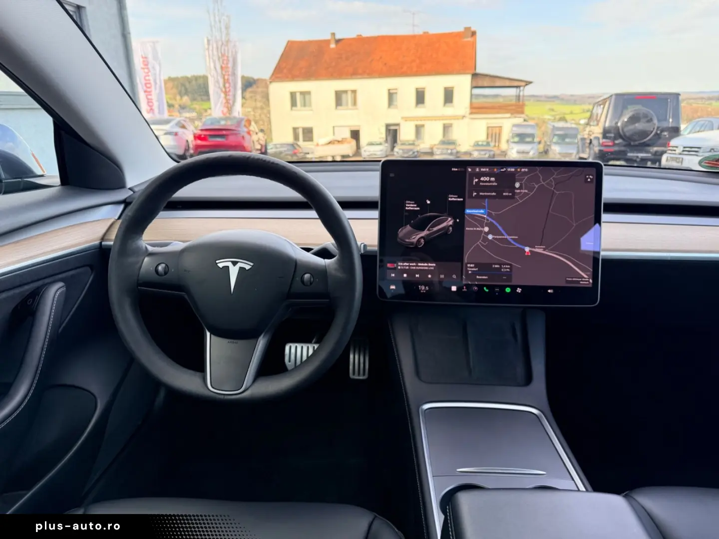TESLA Model 3 Performance    1. Hand     GREY
