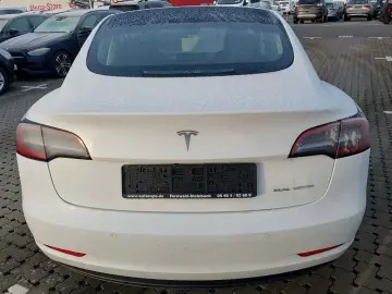 TESLA Model 3 Long Range Dual AWD 19  Pano LED