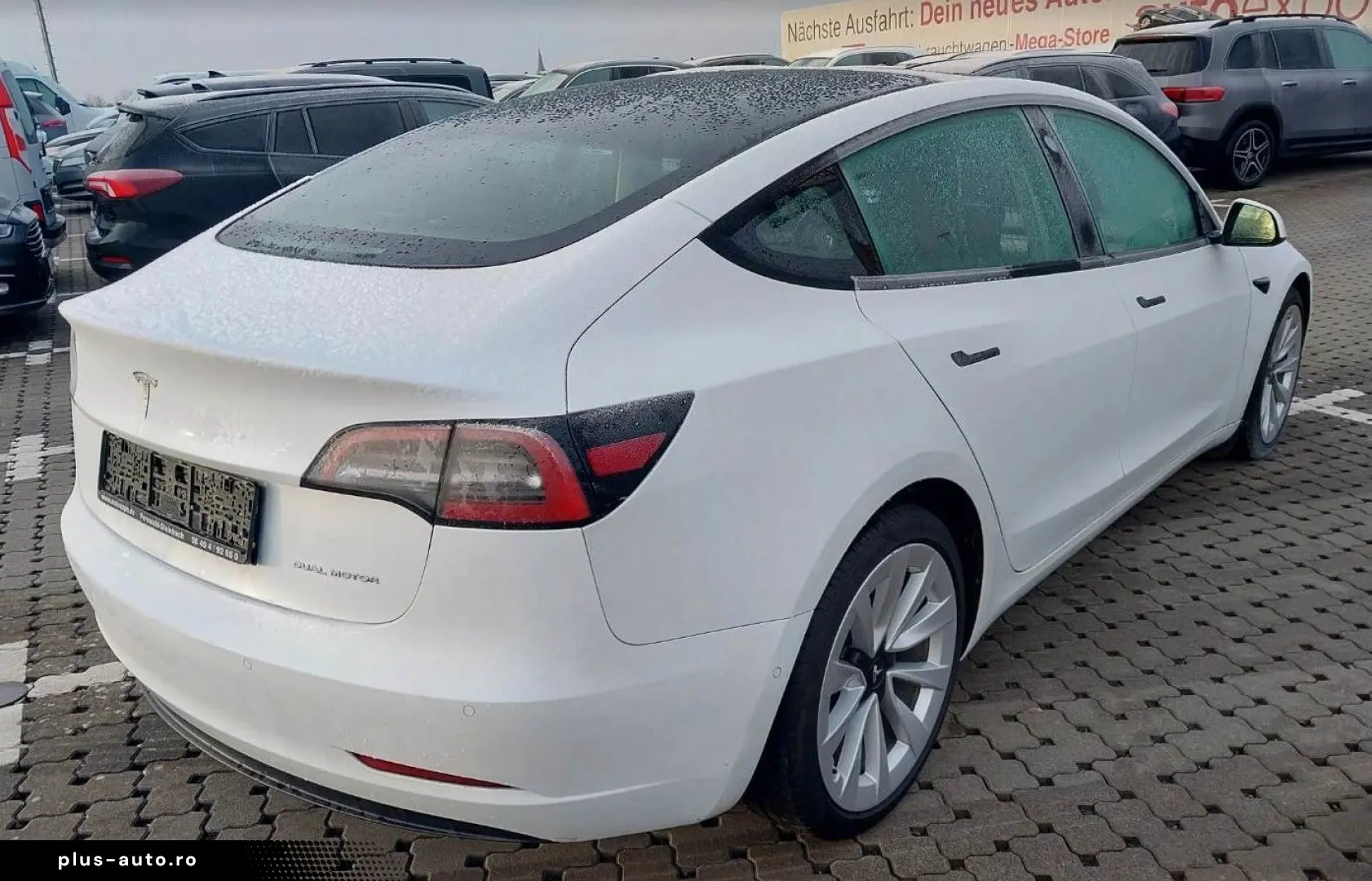 TESLA Model 3 Long Range Dual AWD 19  Pano LED