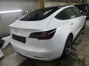 TESLA Model 3 Long Range Dual AWD Enhanced