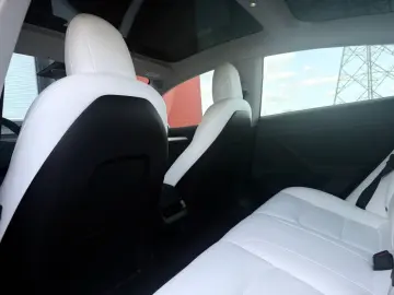 TESLA Model 3 Long Range   Dual AWD   8Fach   SOH 92%