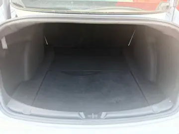 TESLA Model 3 Long Range   Dual AWD   8Fach   SOH 92%