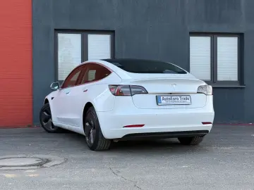 TESLA Model 3   Neu TüV   SR Plus RWD   SOH 89 6%
