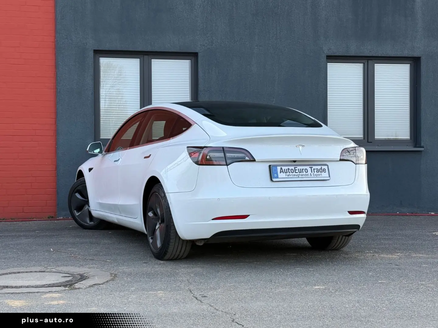 TESLA Model 3   Neu TüV   SR Plus RWD   SOH 89 6%