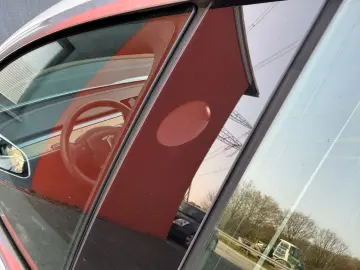 TESLA Model 3   Neu TüV   SR Plus RWD   SOH 89 6%