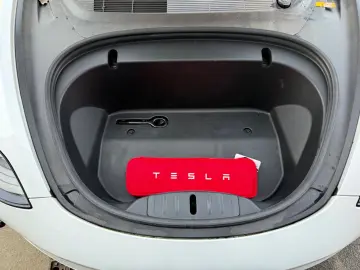 TESLA Model 3   Neu TüV   SR Plus RWD   SOH 89 6%