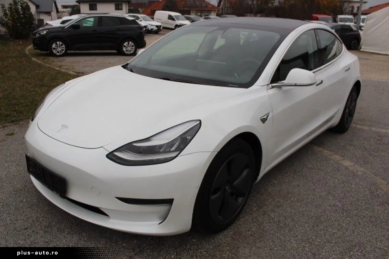 TESLA Model 3 Long Range AWD Cam