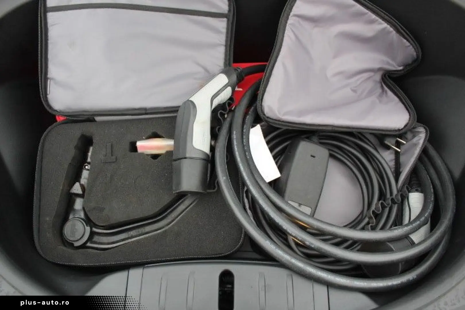 TESLA Model 3 Long Range AWD Cam