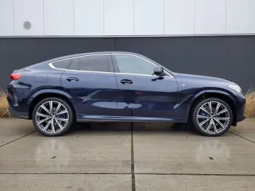 BMW X6 xDrive30d PANORAMA  LASER  H&K   360