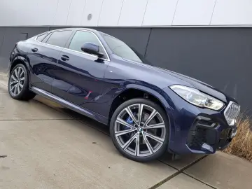 BMW X6 xDrive30d PANORAMA  LASER  H&K   360